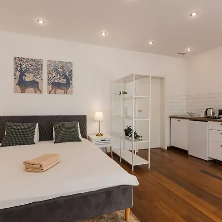 アパート Garden View *